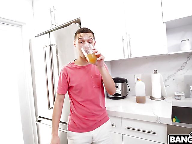 Kosame Dash's latin ass drives a boy crazy