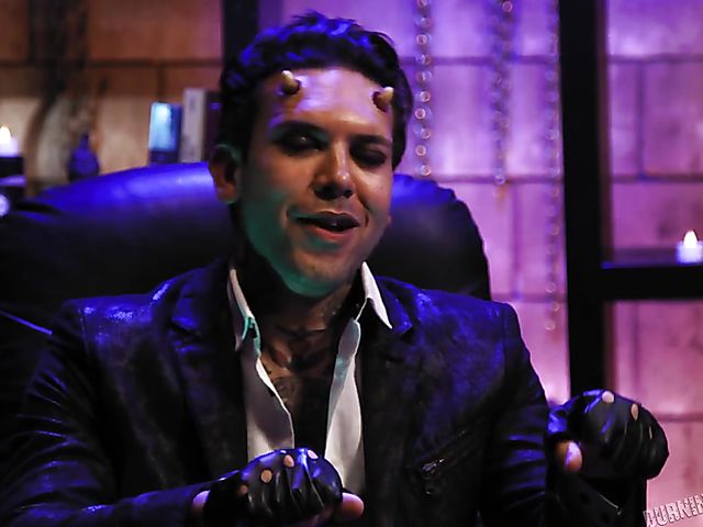 Foursome interracial fun with slutty cheerleaders Kira Noir, Kenzie Reeves, and Jane Wilde