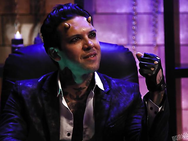 Foursome interracial fun with slutty cheerleaders Kira Noir, Kenzie Reeves, and Jane Wilde