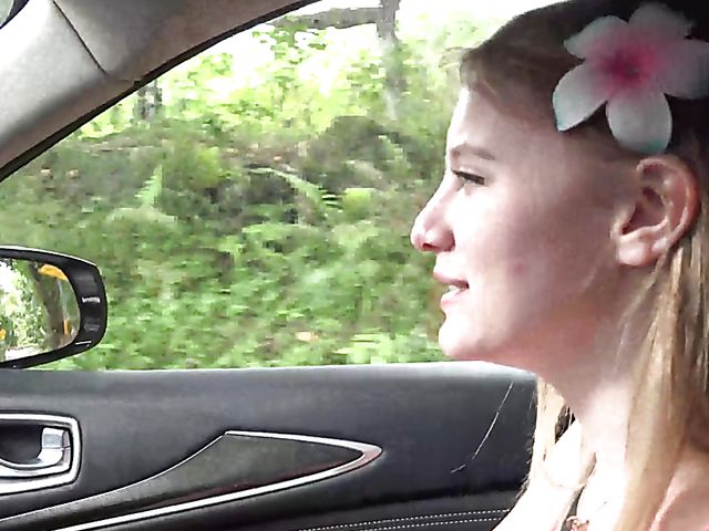 Teen car fingering and flashing in nature with cute GF Melody Marks