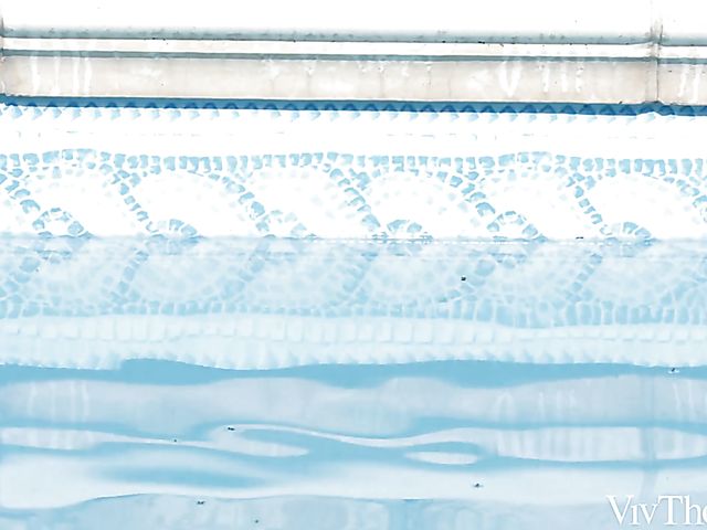 Miss Melissa and Blue Angel lesbian close up pussy licking in the hot tub