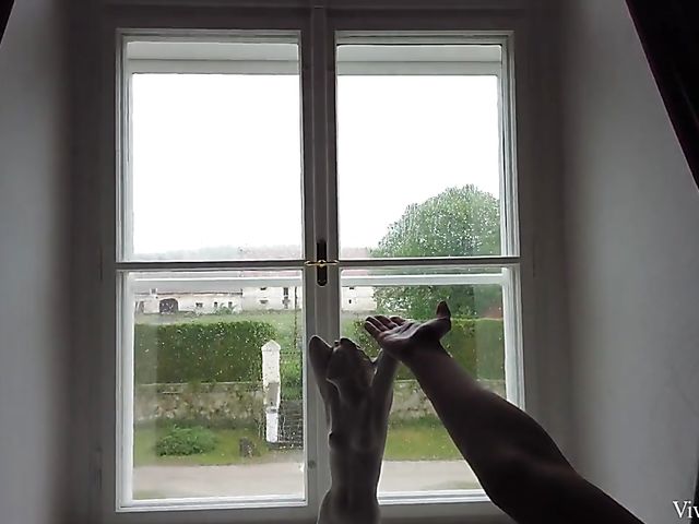 Behind the scenes of Viv Thomas lesbian photoshoot with Lee Anne and Paula Shy