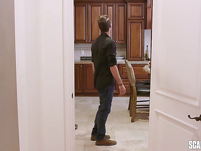 Cum on boobs threesome with teen Aidra Fox and MILF Richelle Ryan