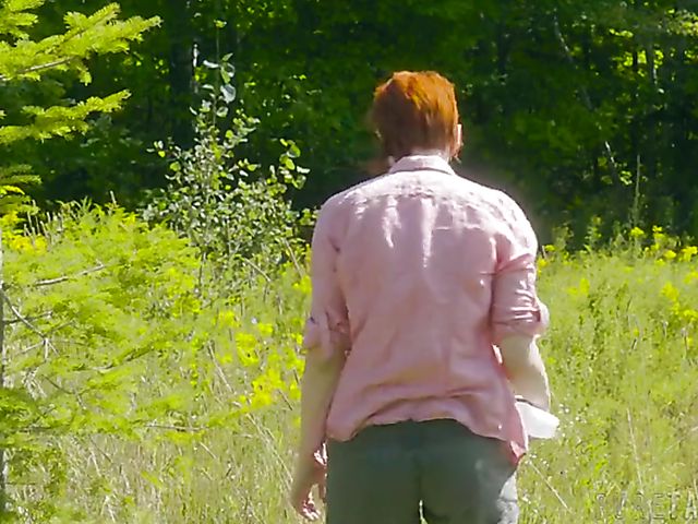 Wild sex outdoors and hallucinations with Bree Daniels and Bella Rolland