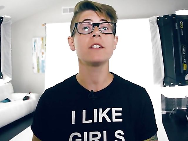 Girls way love in bed with Lexi Lore and Harmony Wonder  