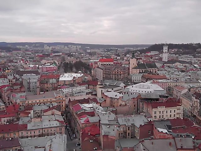 Ukrainian girl Alina taking a shower in the morning and flashing in public