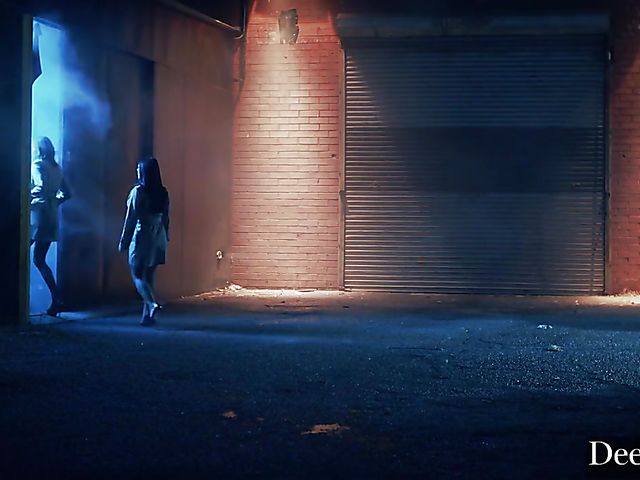 Reverse gangbang in the dark with Angela White, Lena Paul, Alina Lopez & Autumn Falls