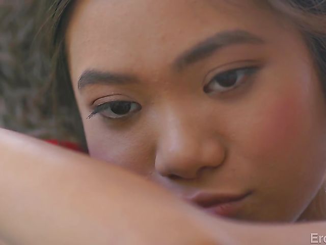 Cute asian teen Vina Sky starts the day with shower and sex