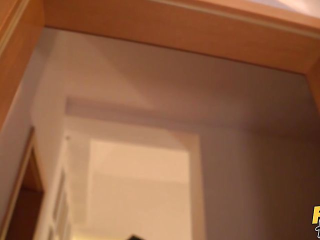 Hotel threesome with stuck girls Katy Rose and Charlie Red