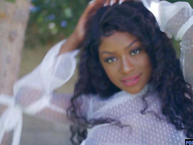 Black girl white guy hardcore session with ebony hottie Evi Rei