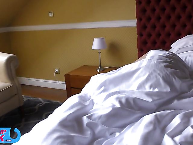 Wake up and fuck DP with redheaded Red Linx 