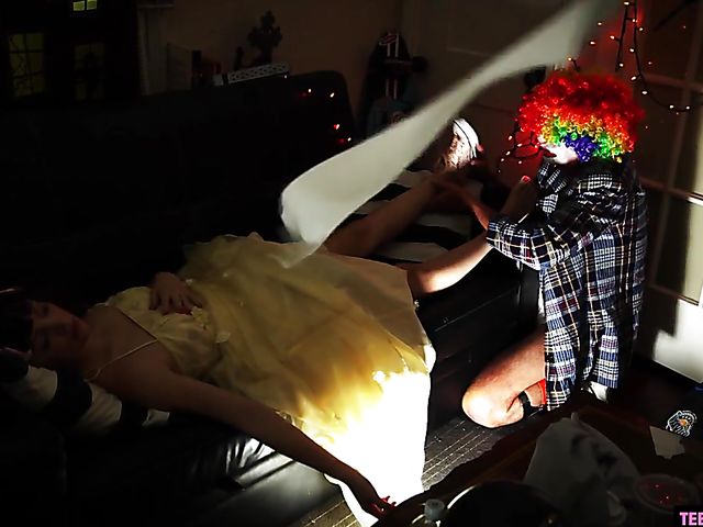 Teen fuck in the night with Aliya Brynn and Juan El Caballo Loco