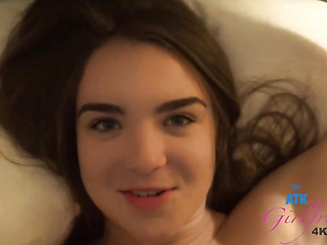 Megan Marx - Morning sex with cute teen POV