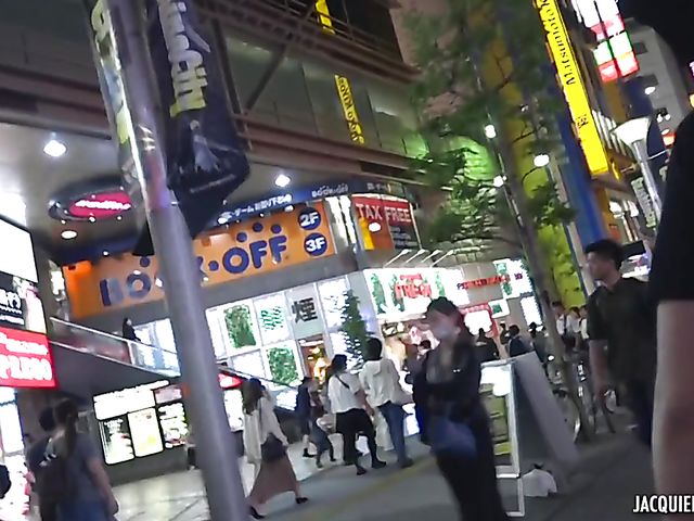 21-year-old Japanese slut from Tokyo Aiko takes french and asian cocks in a threesome