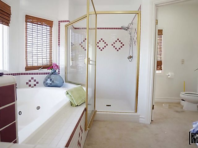 Teen bathroom sex in front of the cam with skinny Sky Pierce