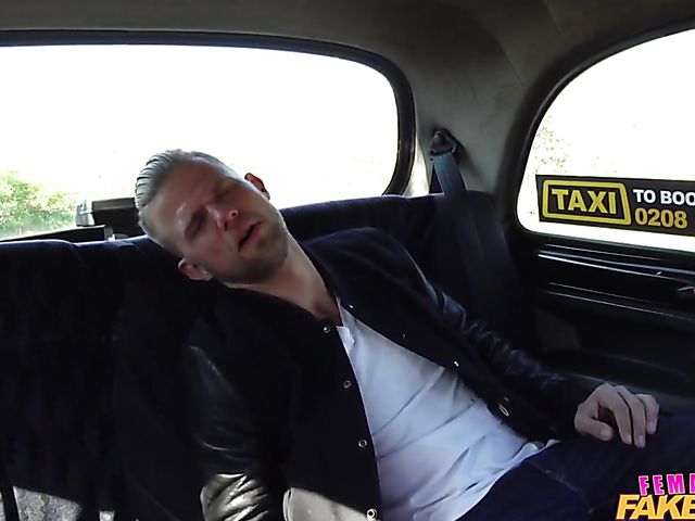 Lovita Fate backseat fuck with a taxi passenger