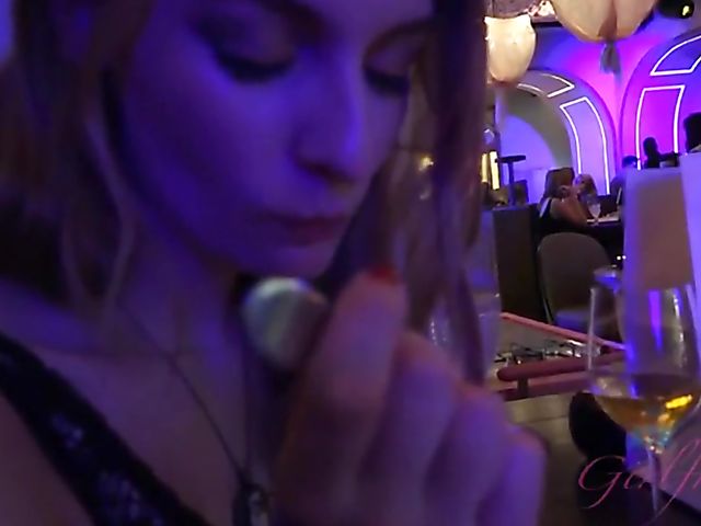 Hotel POV in Las Vegas with naughty Ela Darling