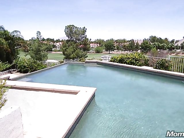 Yoga MILF Sloane gets every hole fucked from your perspective outdoor