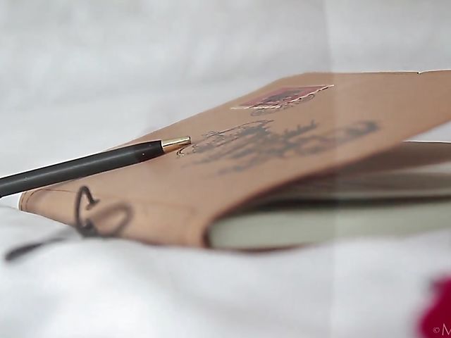 Erotic solo with flawless brunette Alice Wonder