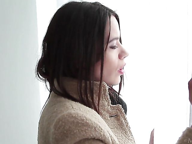 Erotic solo with flawless brunette Alice Wonder