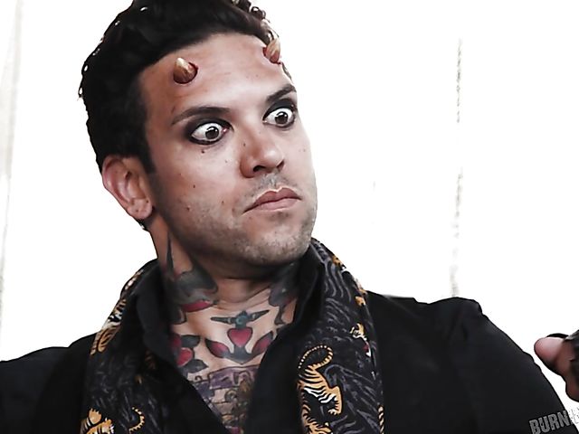 Jane Wilde - Dark haired teen hardcore experience with Tommy Pistol