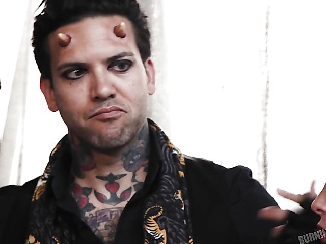 Jane Wilde - Dark haired teen hardcore experience with Tommy Pistol