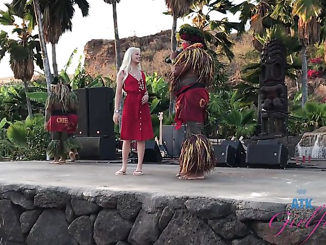 Blonde teen POV in Hawaii featuring Elsa Jean