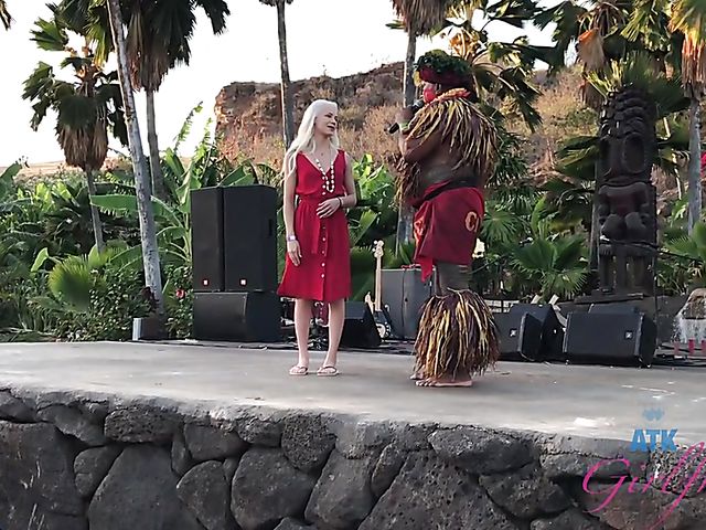 Blonde teen POV in Hawaii featuring Elsa Jean