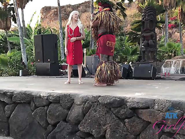 Blonde teen POV in Hawaii featuring Elsa Jean