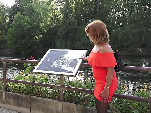 Anal mature whore in red Sonia gets her experienced ass banged again