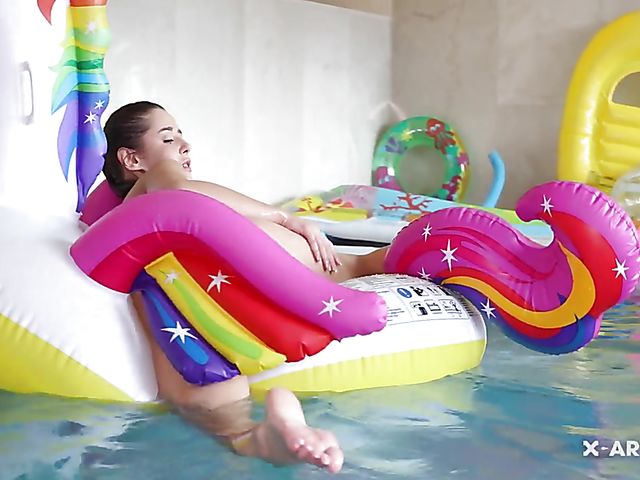 Sexy Sybil - Wet nude girl masturbating in the swimming pool