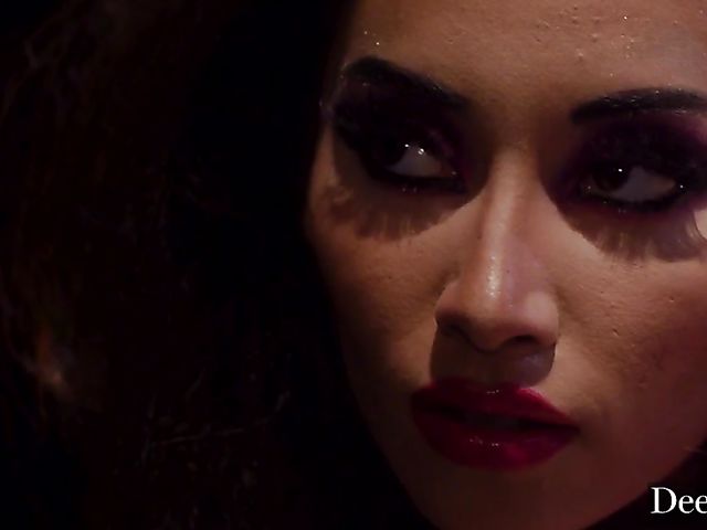 Katrina Jade anal in the dark with a man of fire