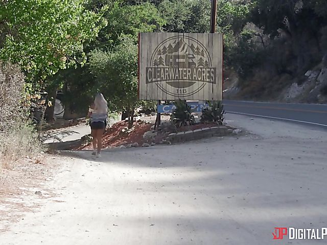 MILF Reagan Foxx can't keep her lips off Abella Danger lesbian snatch