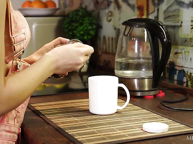 Teen Hayli Sanders finger fucking her twat with a cup of tea
