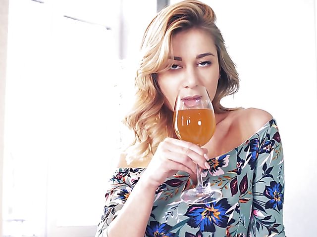 Candice B solo strip to show you her fine tits and smooth pussy