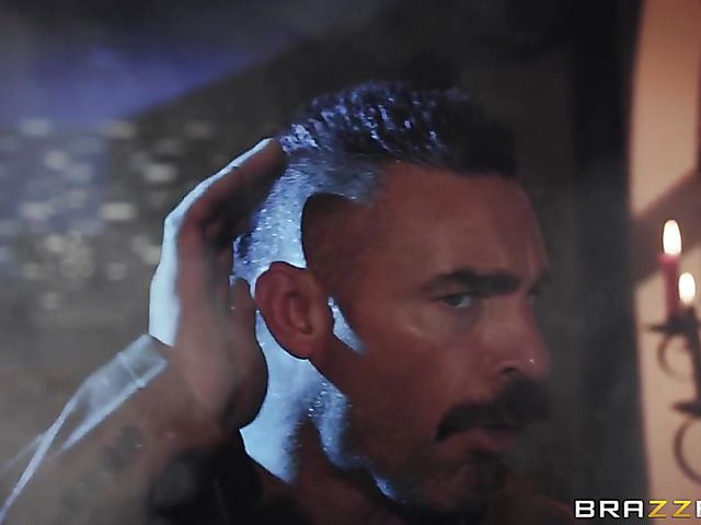 Vampire blowjob and fuck on Halloween with Kendra Spade