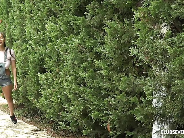 Young Darce Lee with natural big tits gets laid