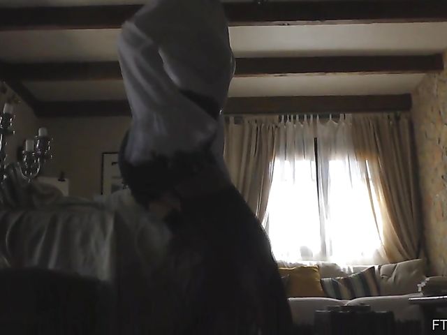 Cassie Classy - Elegant MILF stockings masturbation