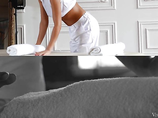 Behind the scenes of a lesbian photo shoot with Tina Kay, Cindy Shine and Eveline Dellai