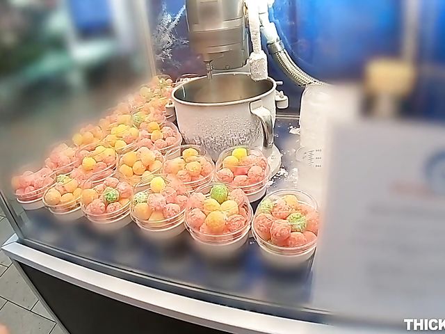 Hotel sex with juicy teen slut Violet Rain