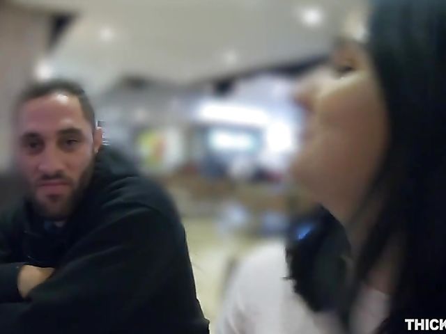 Hotel sex with juicy teen slut Violet Rain