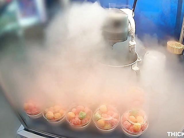 Hotel sex with juicy teen slut Violet Rain