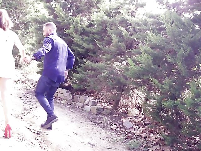 Spanish blowjob and cum outdoors with Ginebra Bellucci