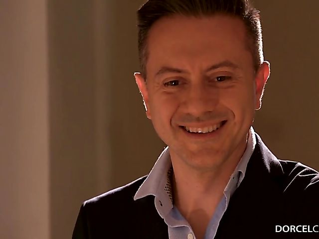 Lingerie anal 3some with two elegant babes Alyssa Reece and Clea Gaultier