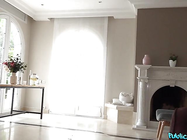 Money for sex with wth hot cleaning girl Damaris