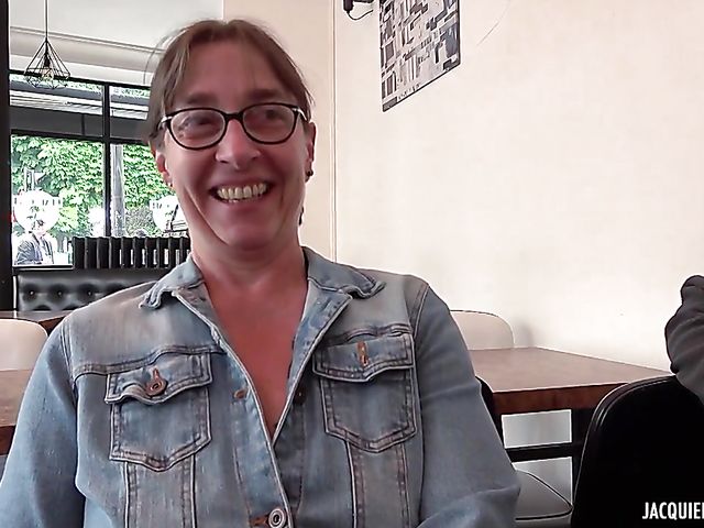 French gang bang with 45-year-old lady Lucie