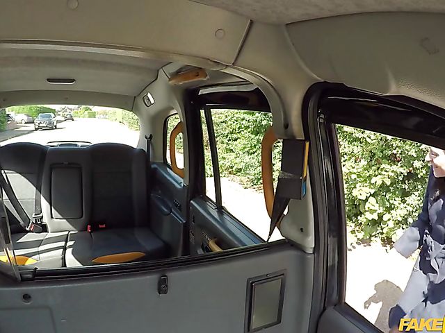 Taxi fake ride and real fuck with pink haired MILF Roxy Lace