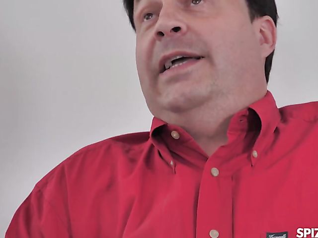 Old guy gets seduced by nympho teen Lexi Lore