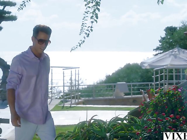 Beach threesome with hot bikini babes Lexi Donna and Alexis Crystal