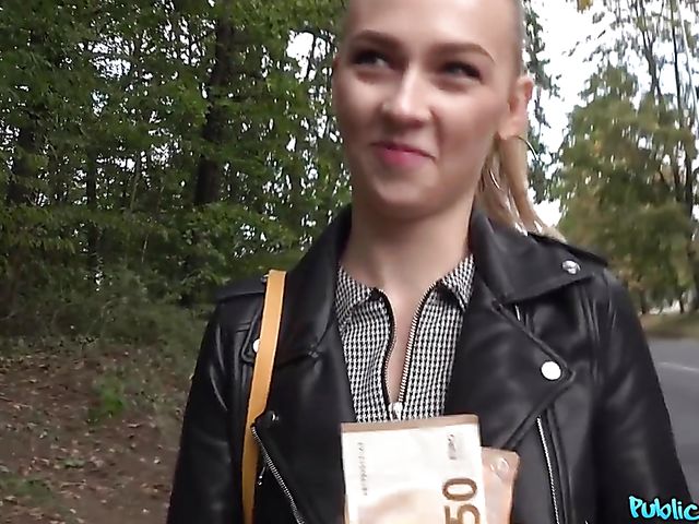 POV sex for cash in the woods with Czech hottie Jenny Wild